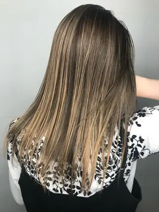 ロング 艶髪職人 山本隼正のヘアスタイル