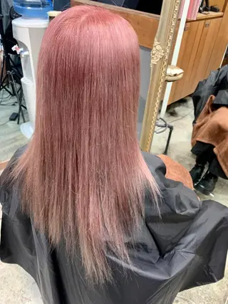 ロング 大内 志穂のヘアスタイル