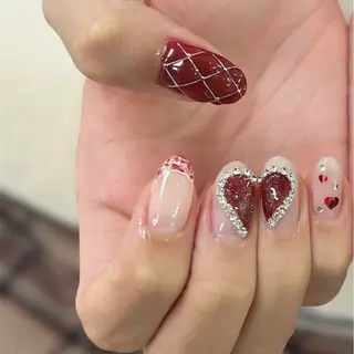 ネイル アトリエ　ミモザ所属・いまむら あかりのネイルデザイン