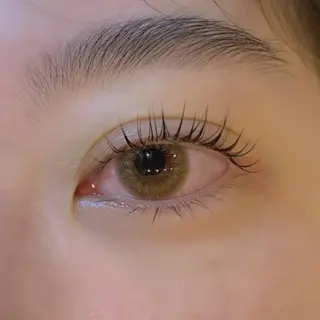 マツエク・マツパ ヤマダ サクラのヘアスタイル