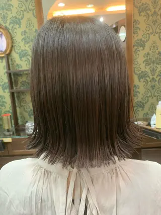 ミディアム 吉田 朱理のヘアスタイル