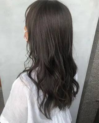 ロング カラー glad hairのヘアスタイル