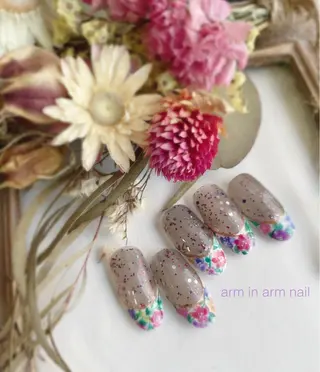 ネイル arm in arm ︎✿Yamamotoのマツエク・マツパデザイン