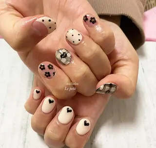 ネイル 石野 広佳のネイルデザイン