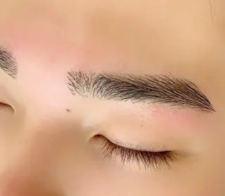 アイブロウ アイブロウサロン Eyepreme渋谷 【眉毛専門店】所属・森山 奈保子の眉毛・アイブロウイメージ