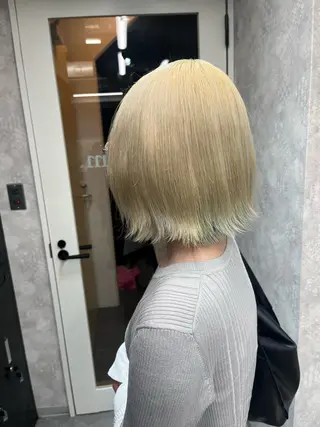 ショート カラー 【美髪ハイトーン】 髪質改善/大和🎀のヘアスタイル