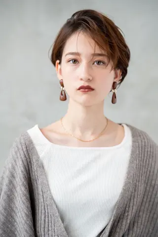 ショート カラー 🉐レイヤー/塩見 弘樹🉐渋谷のヘアスタイル