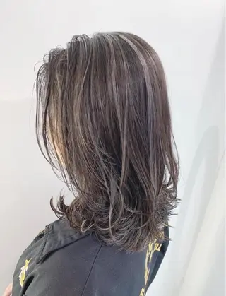 ミディアム 🧨ブリーチー×ボブ レイヤー💎じゅえるのヘアスタイル