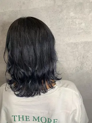 ミディアム カラー _WHITE所属・黒川 陵のヘアスタイル