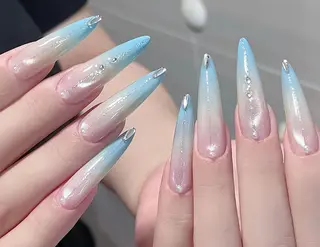 ネイル Molly _nailのネイルデザイン