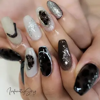 ネイル infinity skyのネイルデザイン