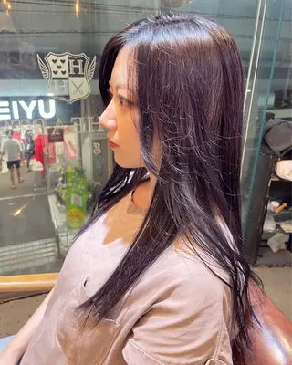 セミロング カラー Levi所属・梶山 真緒のヘアスタイル