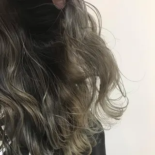 ロング カラー Lien 深井店のヘアスタイル
