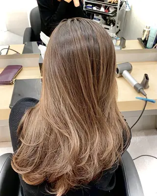 ロング カラー ヘアアレンジ モテ髪💛美髪矯正 ✨艶髪特化🫧山根のヘアスタイル