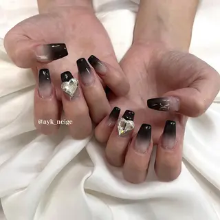 ネイル n'eige nail所属・大谷 綾香のネイルデザイン