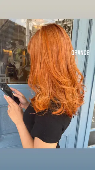 ミディアム カラー 渡辺 瑠美のヘアスタイル