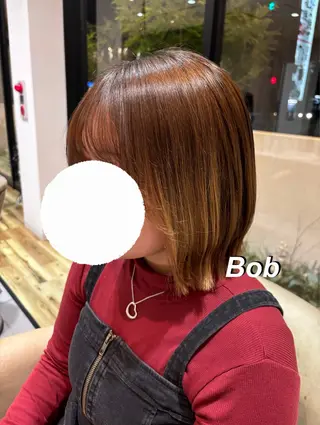 ミディアム 岡本 梨沙のヘアスタイル