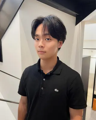 パーマ メンズ Qin shaire salon 原宿verno店所属・【センターパート】 ETO／江藤翼の眉毛・アイブロウイメージ