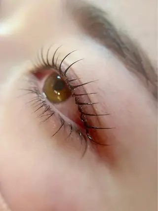 マツエク・マツパ n9　brow所属・n9　brow sumi.の眉毛・アイブロウイメージ