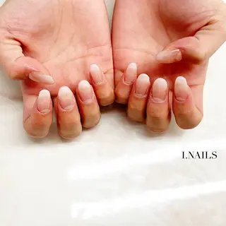 ネイル アイネイルズ所属・早川 梓のネイルデザイン