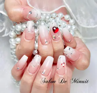 ネイル Momo 🤍のネイルデザイン