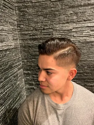 ショート メンズ カット無料 今野卓杜のヘアスタイル