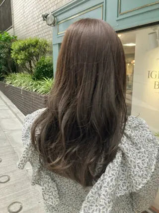 セミロング igrek bis所属・似合わせ×透明感 カラー🤍MAOのヘアスタイル