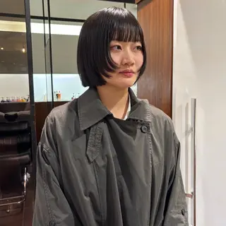 ショート グレージュ🐰透明感 カラー🫧akihoのヘアスタイル
