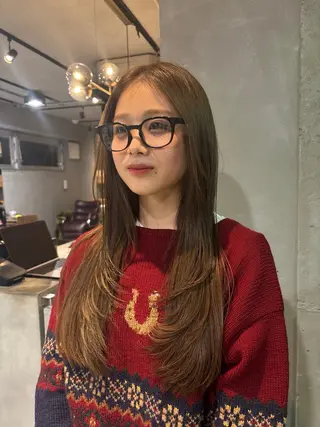 ロング 岩間 ゆいこのヘアスタイル