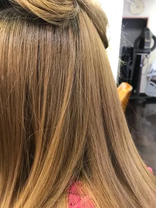 セミロング カラー 桧山 真のヘアスタイル