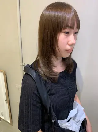 セミロング LOREN＋透明感 オリーブhirokoのヘアスタイル