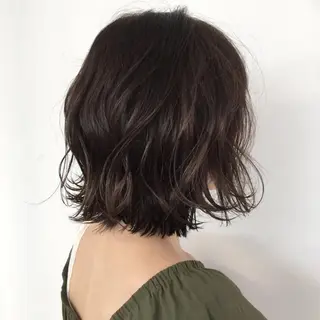 ミディアム カラー 榎園 由美のヘアスタイル