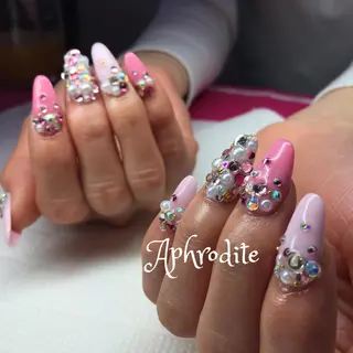 ネイル Aphrodite パラジェル認定サロンのネイルデザイン