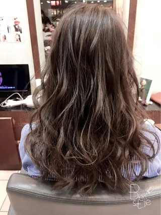 ロング カラー ヘアアレンジ ナガイ ユウキのヘアスタイル