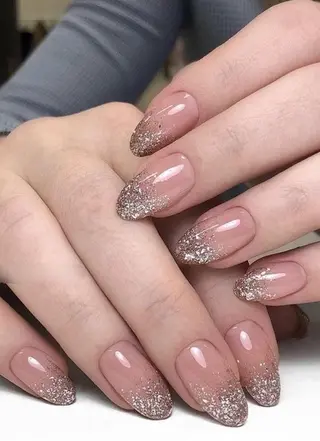 ネイル Lee Nailsのネイルデザイン