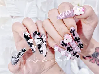ネイル ✨Nailsalon Vi+✨のネイルデザイン