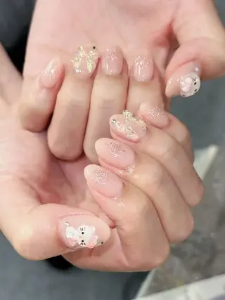 ネイル グロー ネイルのネイルデザイン