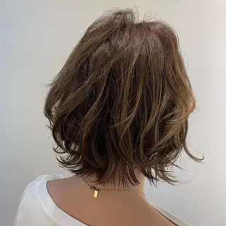 ミディアム カラー 小川 美香のヘアスタイル