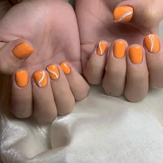 ネイル repos~ルポ~所属・里見 麗のネイルデザイン