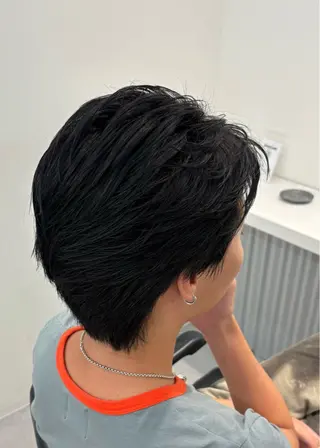 ショート カラー メンズ 鈴木 悠月のヘアスタイル
