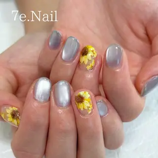 ネイル 7e. Nailのネイルデザイン