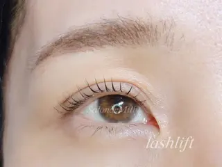 マツエク・マツパ Salon de milly 本町のマツエク・マツパデザイン