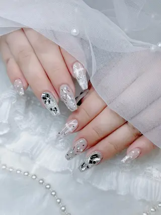 ネイル moca心斎橋店 Risaのネイルデザイン