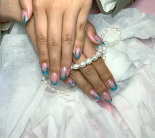 ネイル pink ladyサロン所属・べ にのネイルデザイン