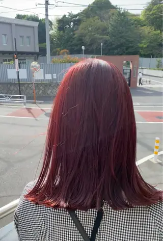 ミディアム タツキ／レイヤー／ パーマ／艶カラーのヘアスタイル