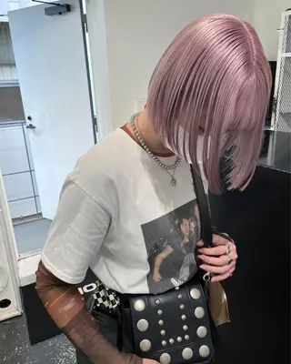 ミディアム カラー パーマ ヘアアレンジ メンズ キッズ ネイル マツエク・マツパ アイブロウ 艶ハイトーン/ヘア アレンジAYAKAのヘアスタイル