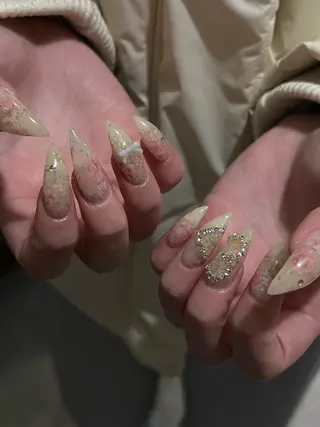 ネイル Hata nail 🎀個性派ニュアンスのネイルデザイン