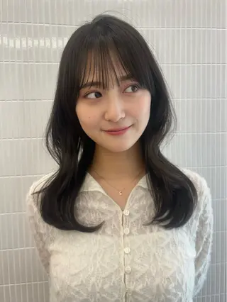 ミディアム 透明感カラー/ レイヤー🪽千優のヘアスタイル