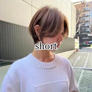 ショート ボブ・レイヤー 田中 励也のヘアスタイル