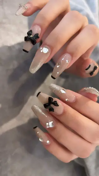 ネイル Mignon所属・Mignon 、のネイルデザイン